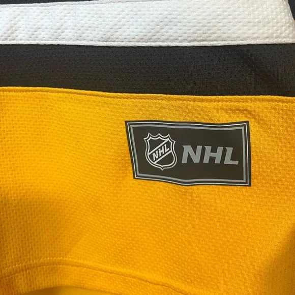 Boston Bruins Men’s NHL Hockey Long Sleeve Jersey Shirt Size XL Yellow/Black - Picture 6 of 7
